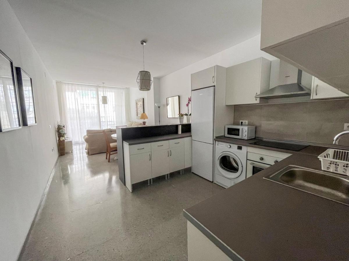 Amplio Apartamento En Av. Carlos Haya Málaga Exterior foto