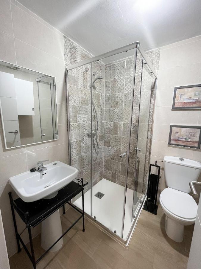 Amplio Apartamento En Av. Carlos Haya Málaga Exterior foto